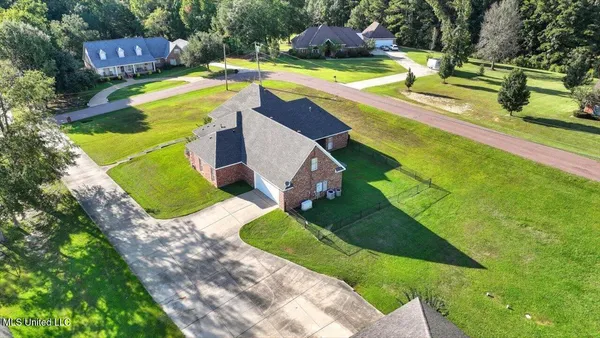 $615,000 | 1015 Longwood Place, Pearl, MS 39208