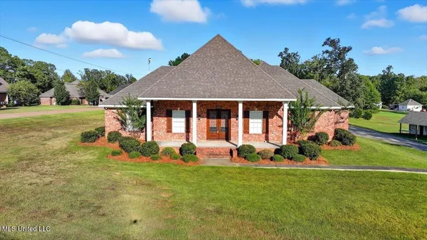 $615,000 | 1015 Longwood Place, Pearl, MS 39208
