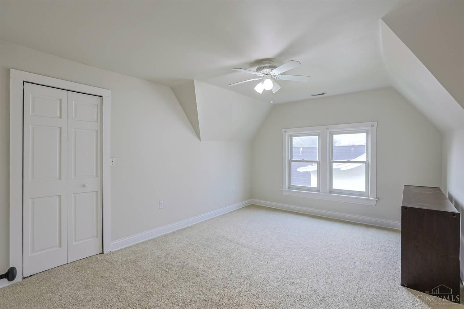 1308 Edwards Road Cincinnati, OH 45208 - Photo 38 of 52