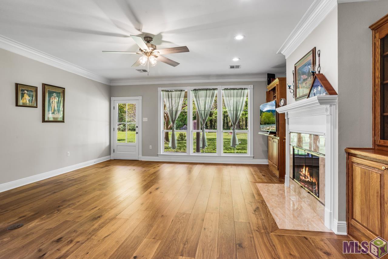 14367 Devall Road Baton Rouge, LA 70818 - Photo 7 of 31