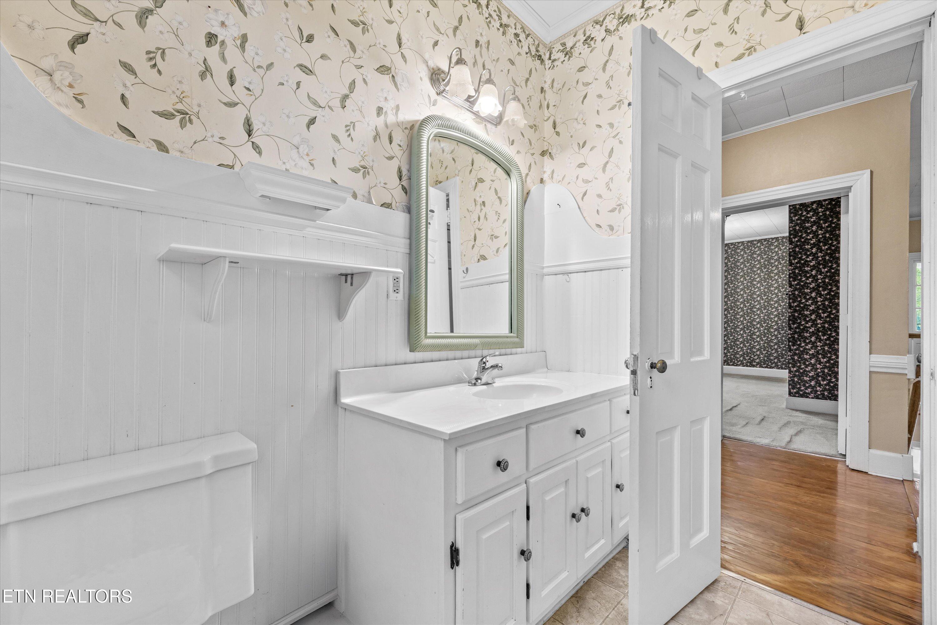 307 Burn Road Niota, TN 37826 - Photo 35 of 60 35-307 Burn Rd032