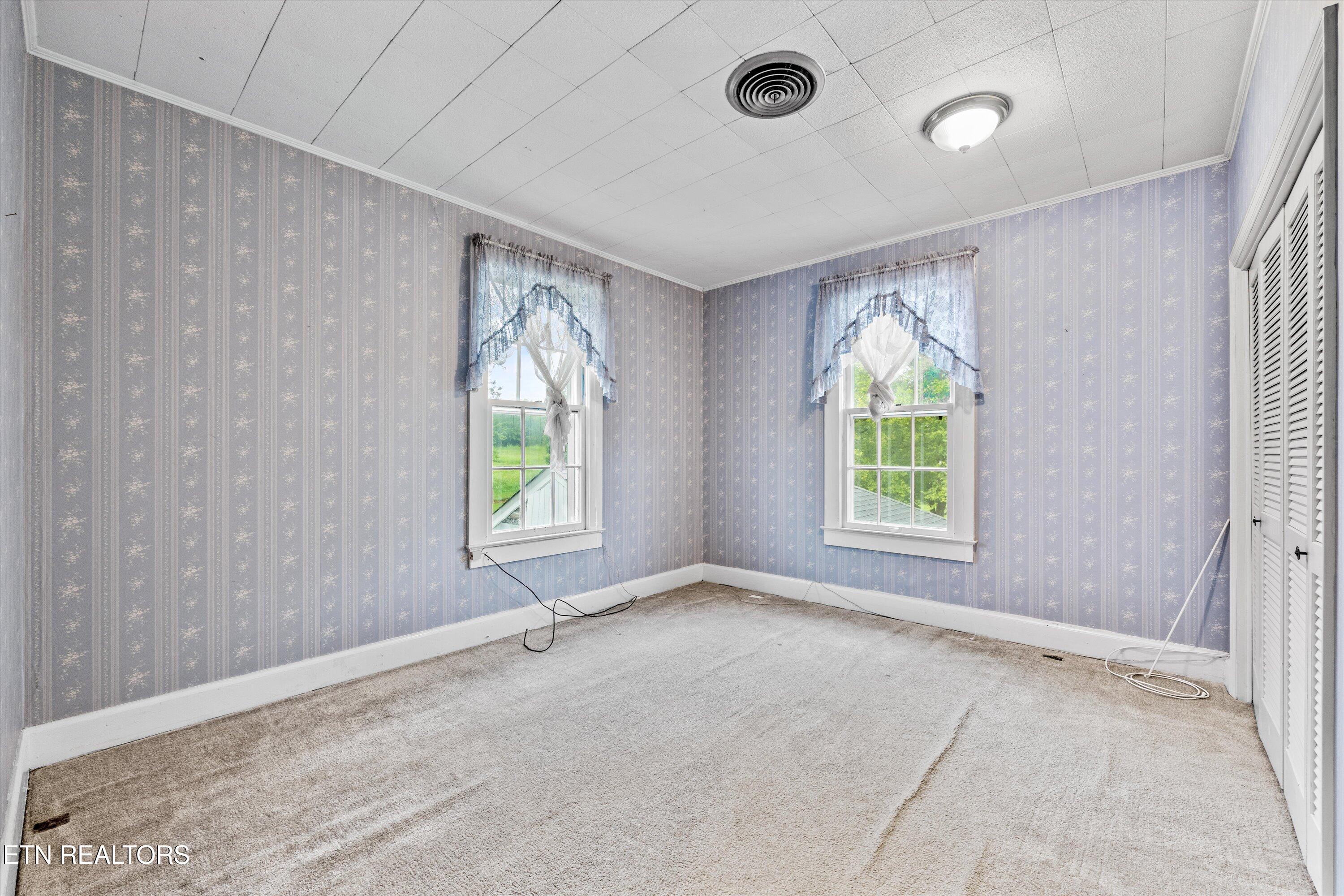 307 Burn Road Niota, TN 37826 - Photo 36 of 60 36-307 Burn Rd033