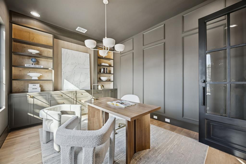 3875 Dunhaven Road Dallas, TX 75220 - Photo 3 of 34