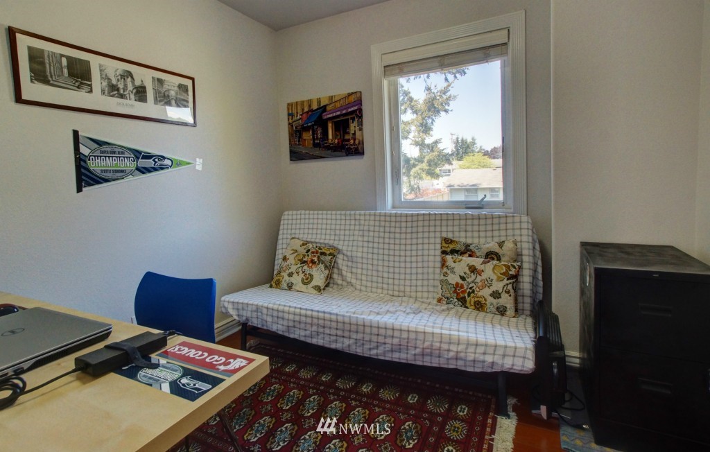 4100 Northeast 9th Court Renton, WA 98059 - Photo 17 of 25