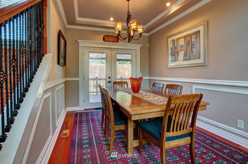 4100 Northeast 9th Court Renton, WA 98059 - Photo 10 of 25