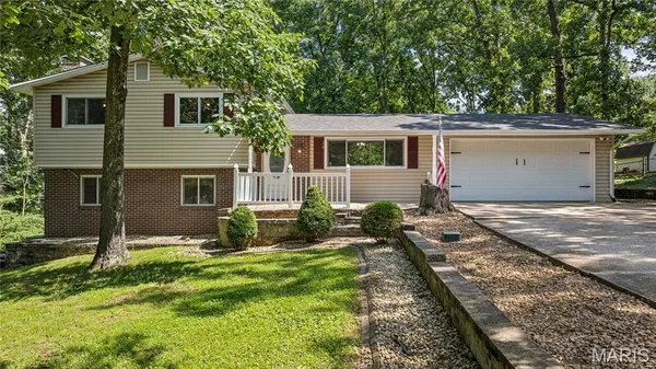 $299,999 | 14 Brockton Circle, O'Fallon, MO 63366