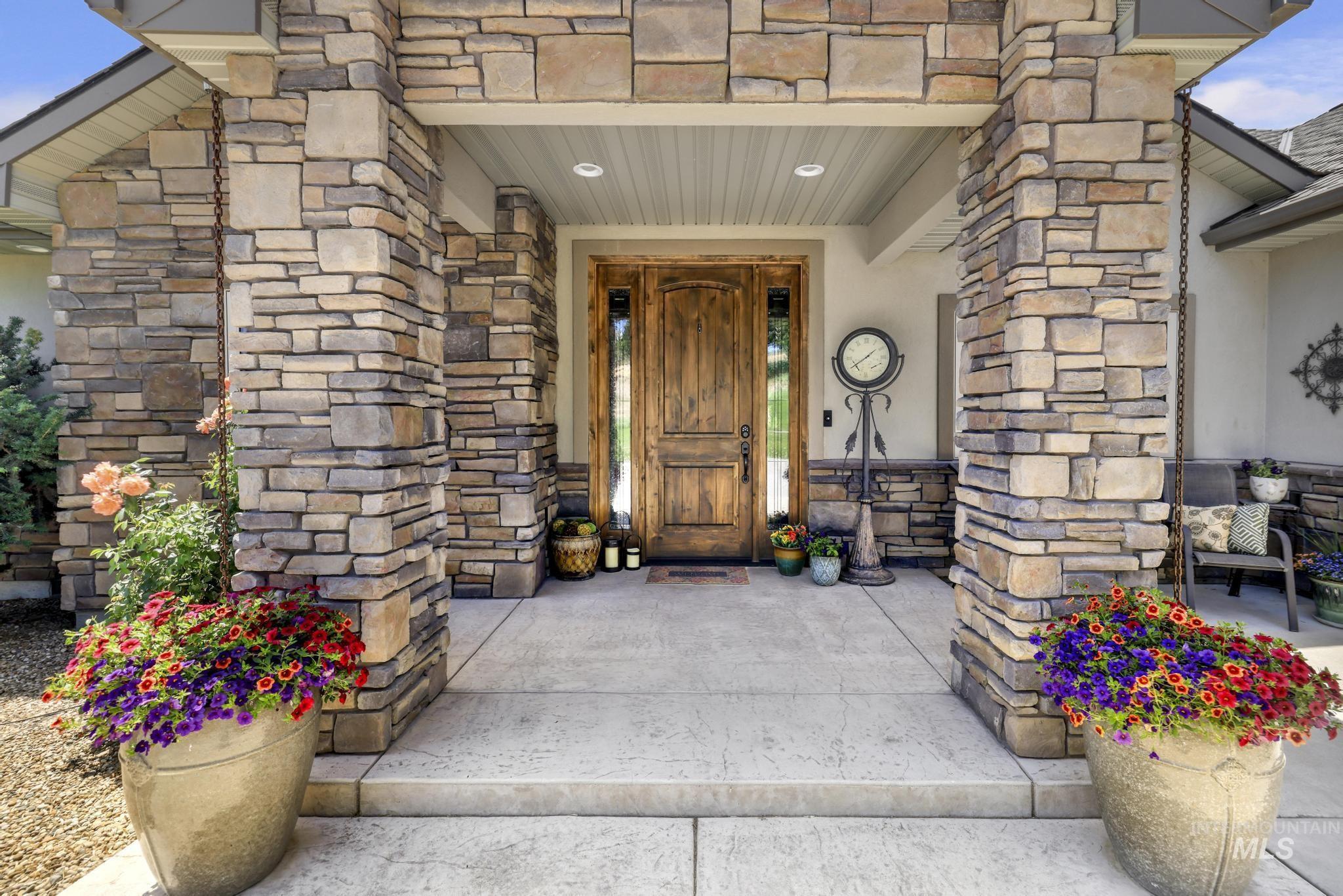 128 Riverside Lane Buhl, ID 83316 - Photo 4 of 44