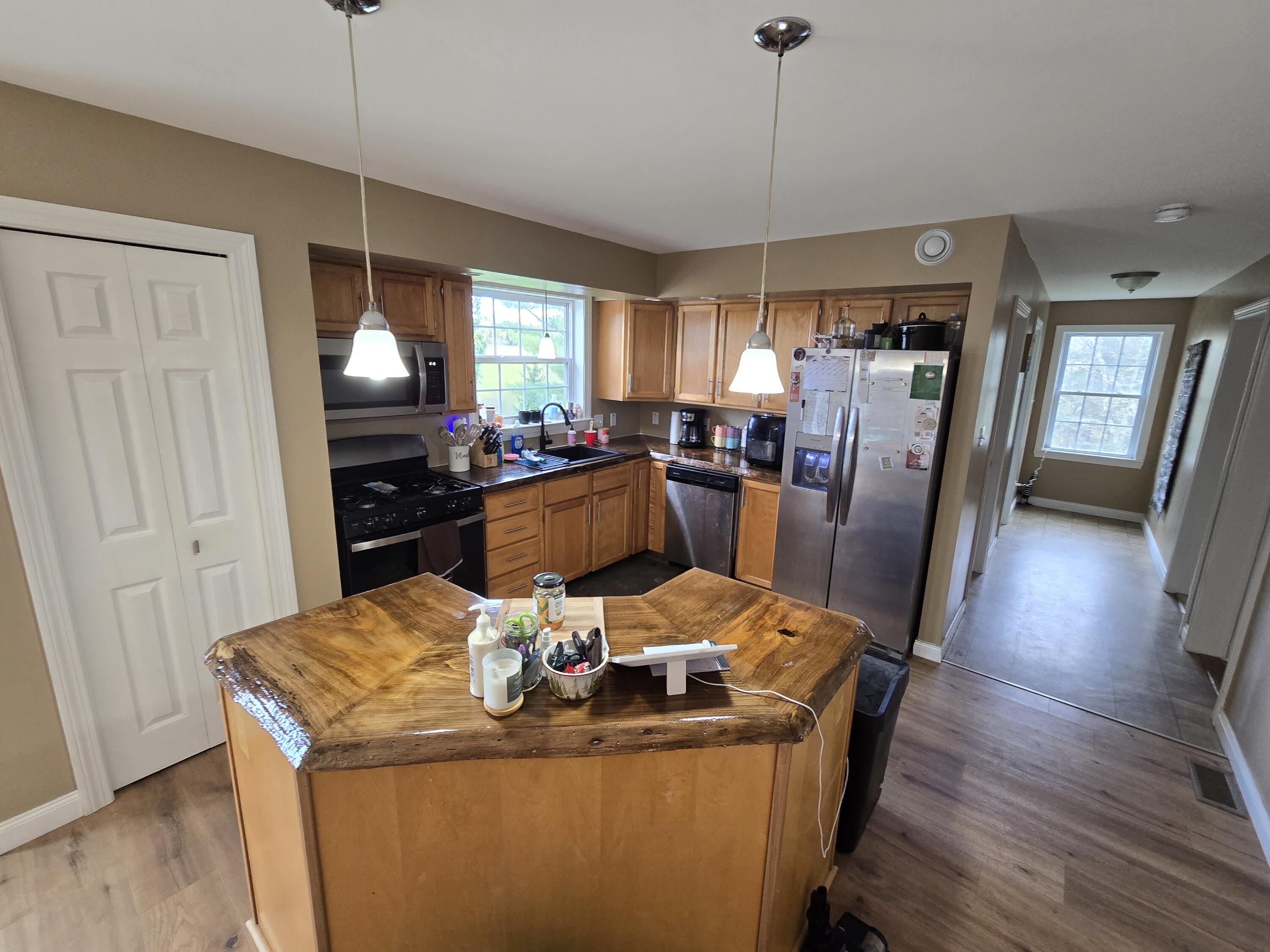 75 North Searsport Road Frankfort, ME 04438 - Photo 5 of 41 20241015_121912