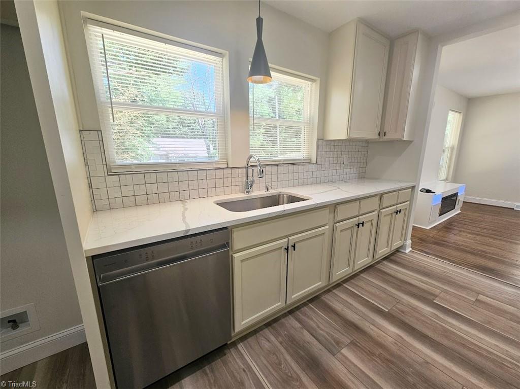 1915 Blain Street High Point, NC 27262 - Photo 4 of 24