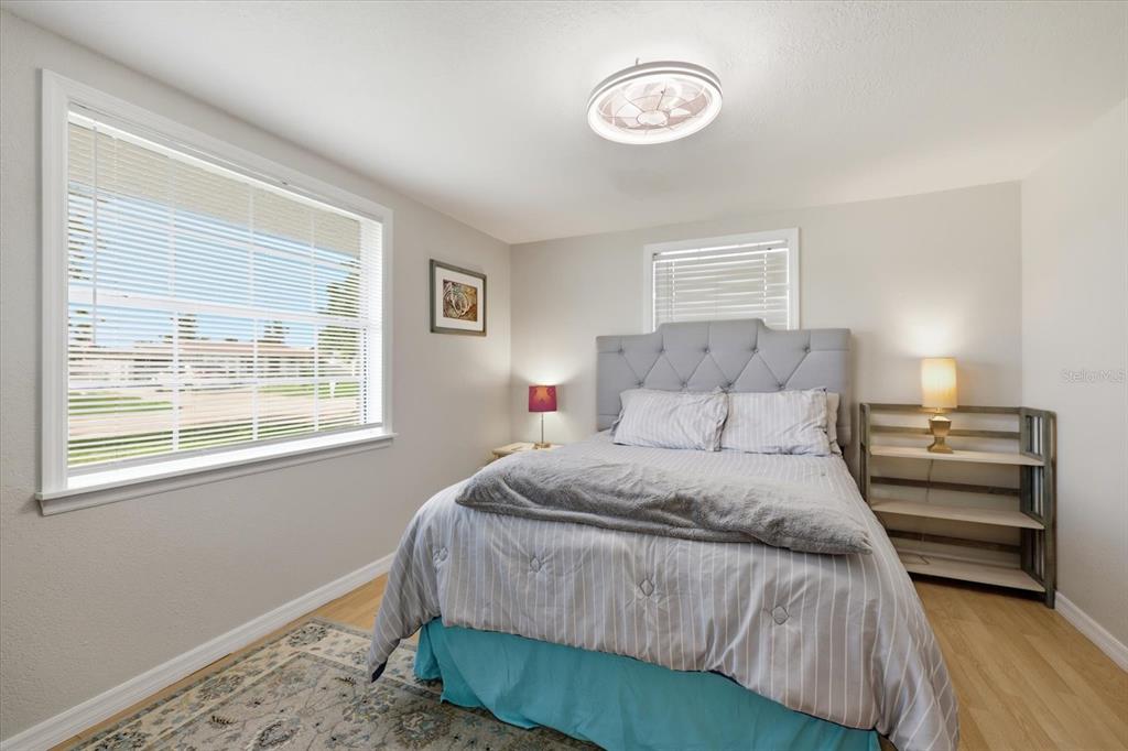 134 Paddington Road Venice, FL 34293 - Photo 32 of 38