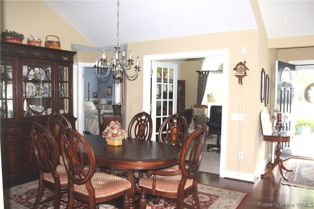 327 Garman Loop Yorktown, VA 23692 - Photo 5 of 24 Gallery Image 5