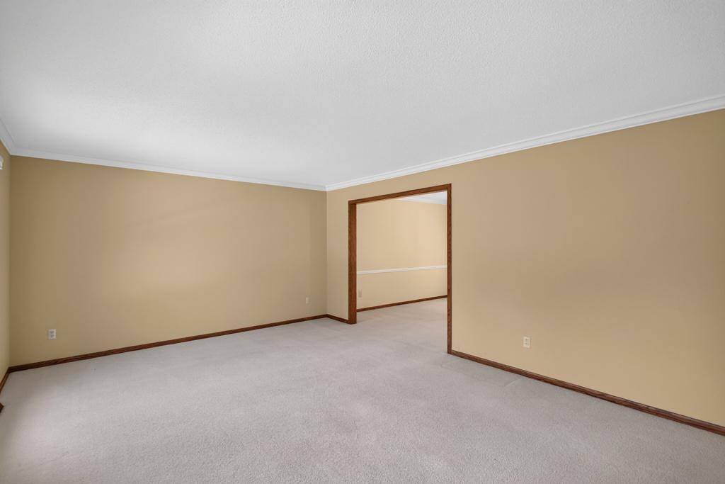 1726 Walden Lane Southwest Rochester, MN 55902 - Photo 10 of 37 Gallery Image 10