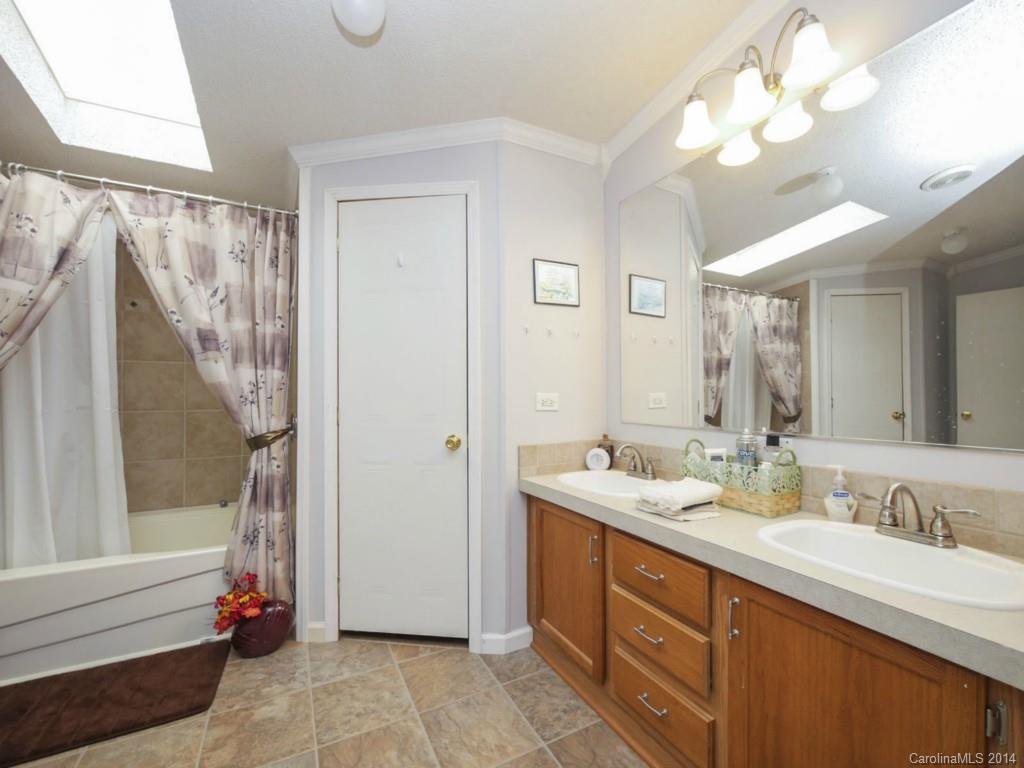 5954 Shirley Road Fort Lawn, SC 29714 - Photo 13 of 21 Gallery Image 13