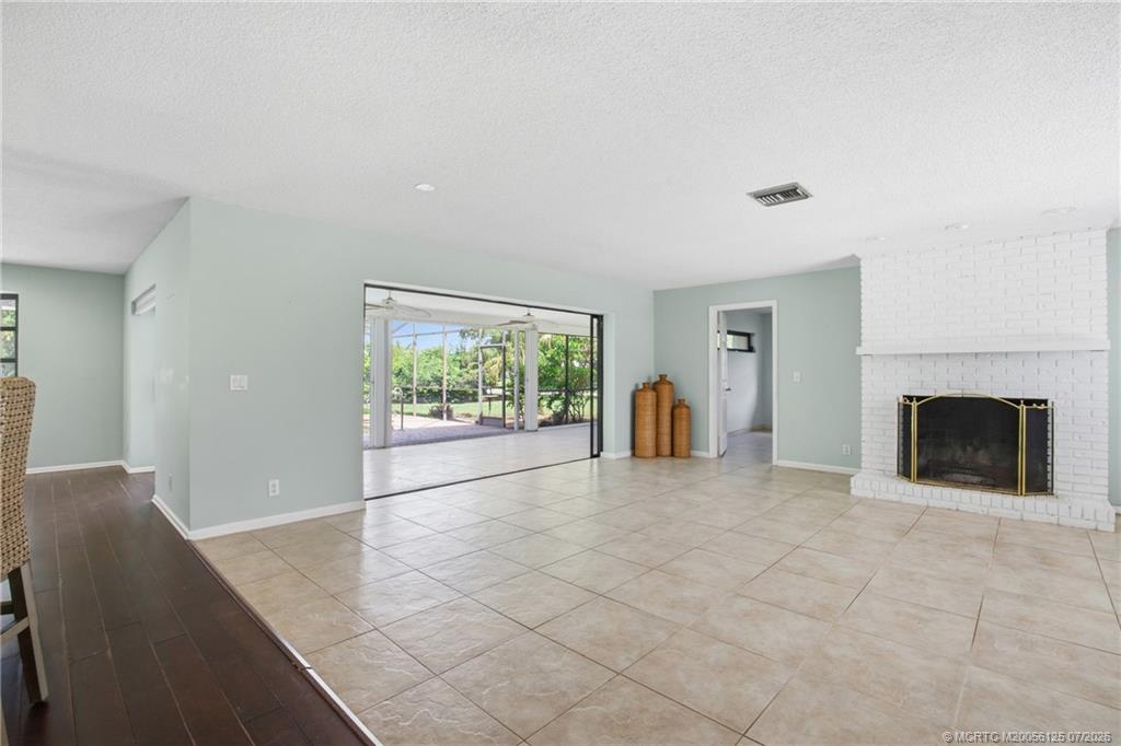 3131 Southeast Fairway West Stuart, FL 34997 - Photo 5 of 48