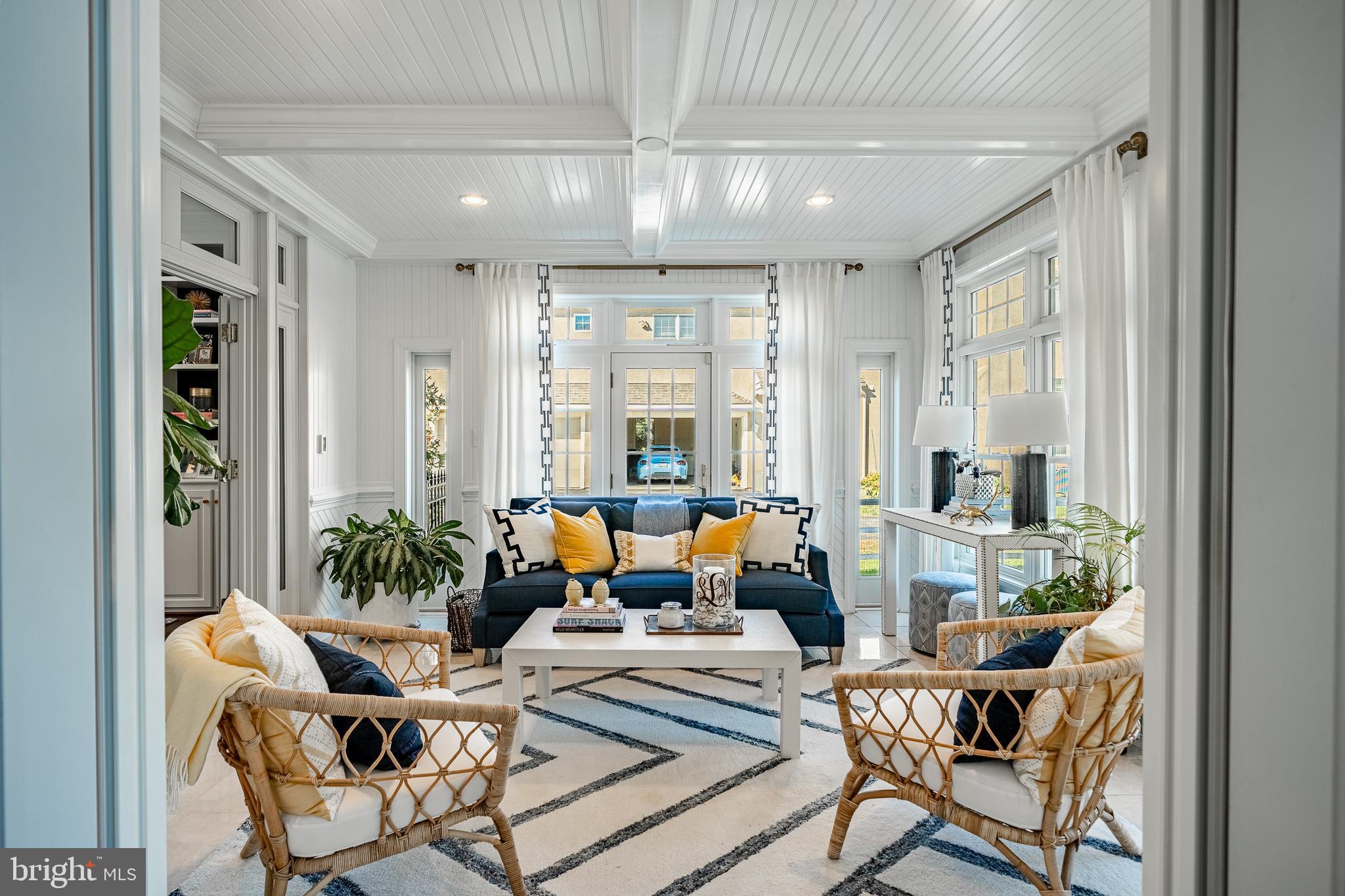 1053 Whitegate Road Wayne, PA 19087 - Photo 15 of 51 Bright Sunroom