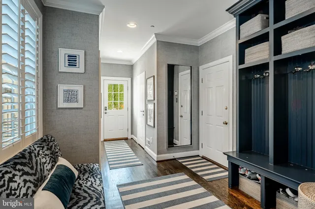 $3,000,000 | 1053 Whitegate Road, Wayne, PA 19087