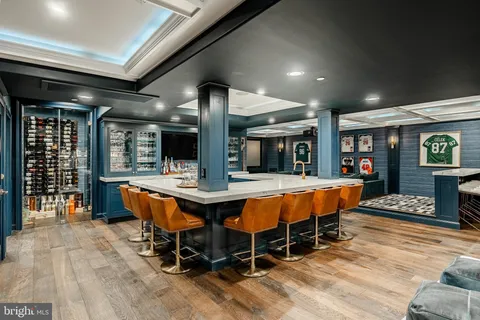 $3,000,000 | 1053 Whitegate Road, Wayne, PA 19087