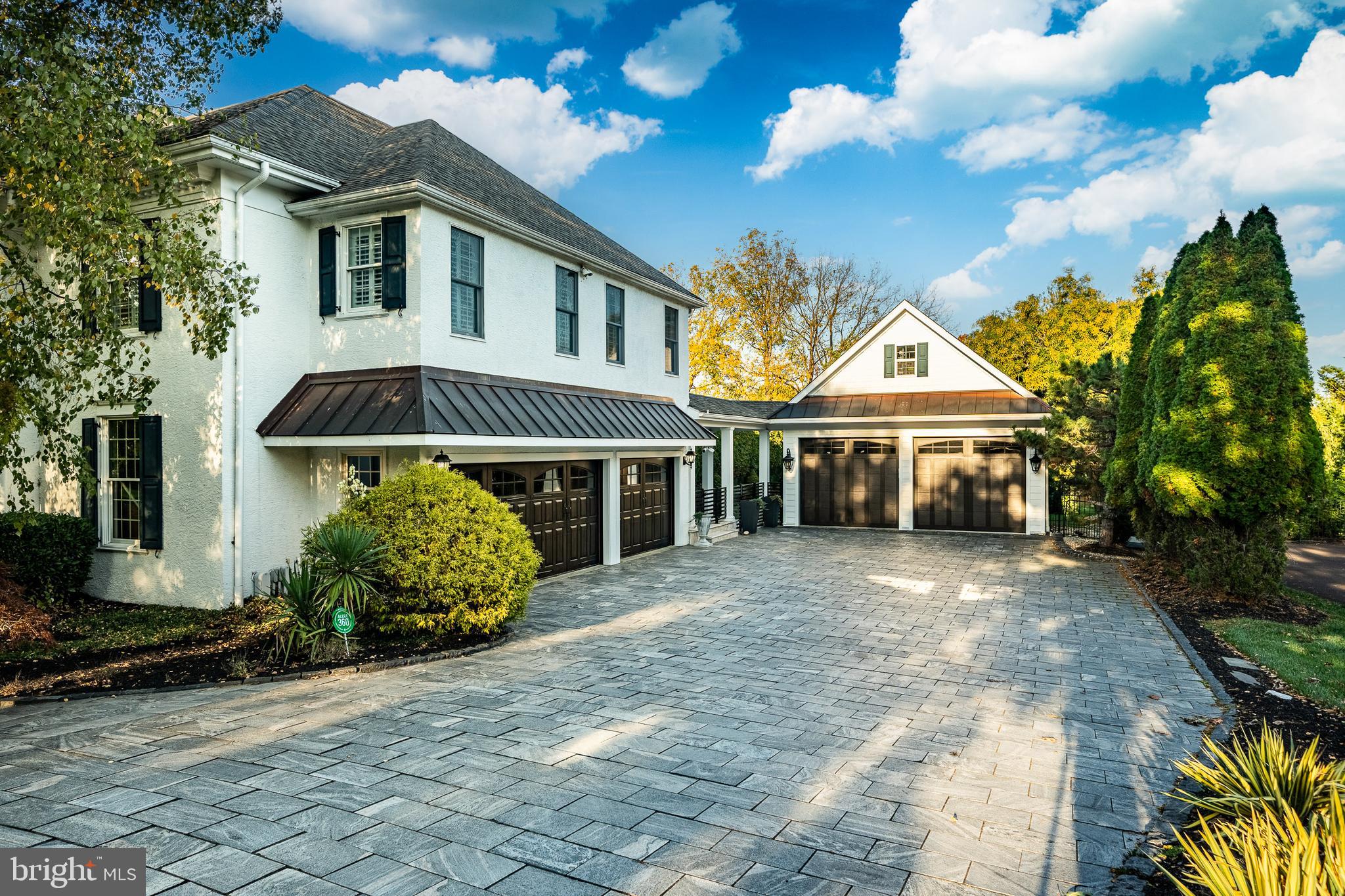1053 Whitegate Road Wayne, PA 19087 - Photo 4 of 51 Heated Granite Cobblestone Pavers