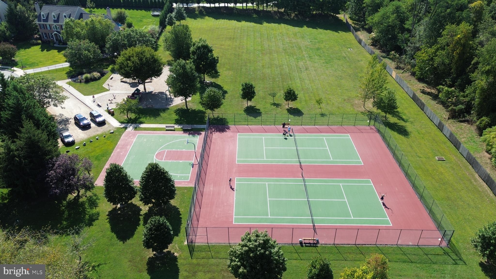 1053 Whitegate Road Wayne, PA 19087 - Photo 46 of 51 Tennis and Basket Courts