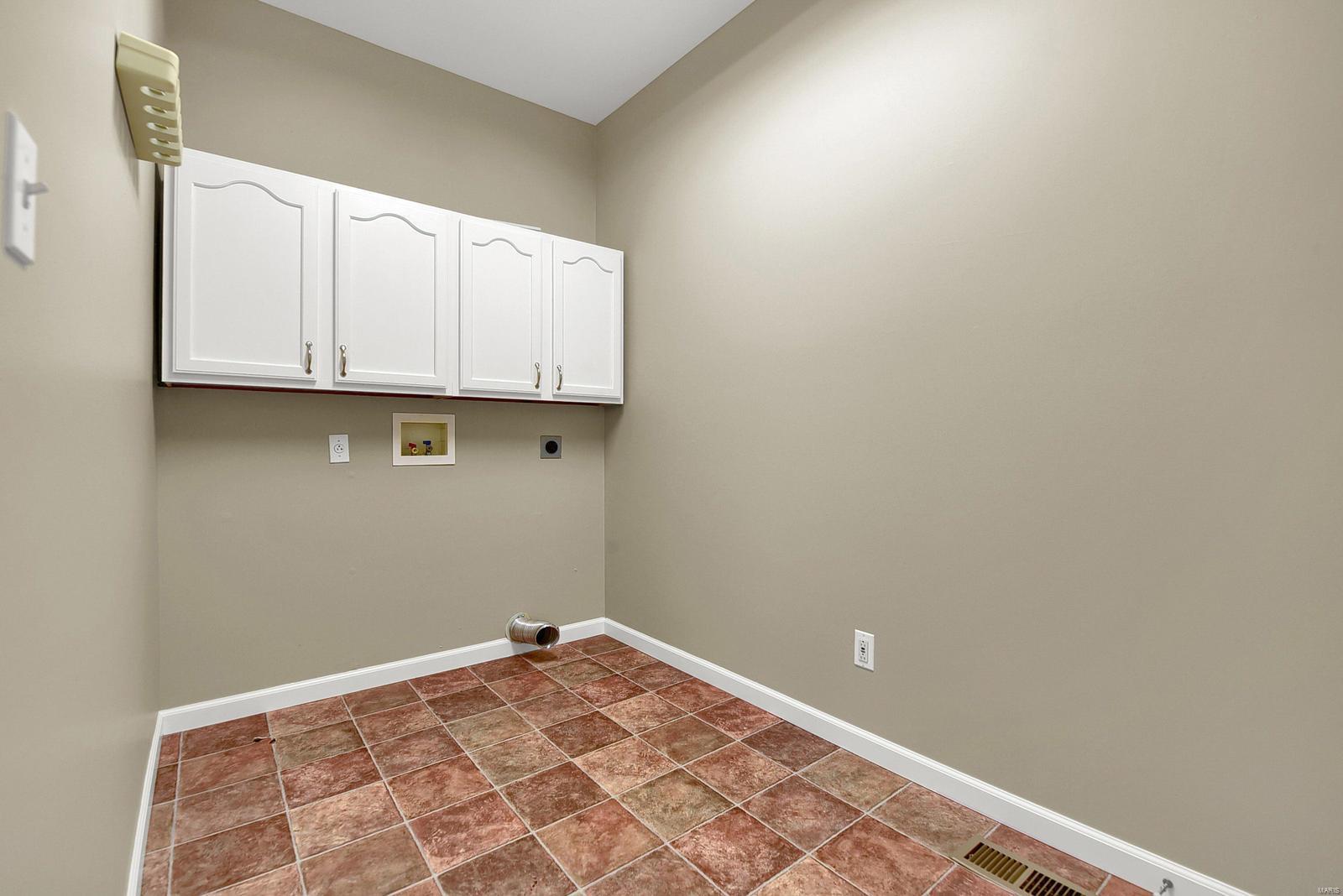 607 Deer Creek Road O'Fallon, IL 62269 - Photo 17 of 47 Gallery Image 17