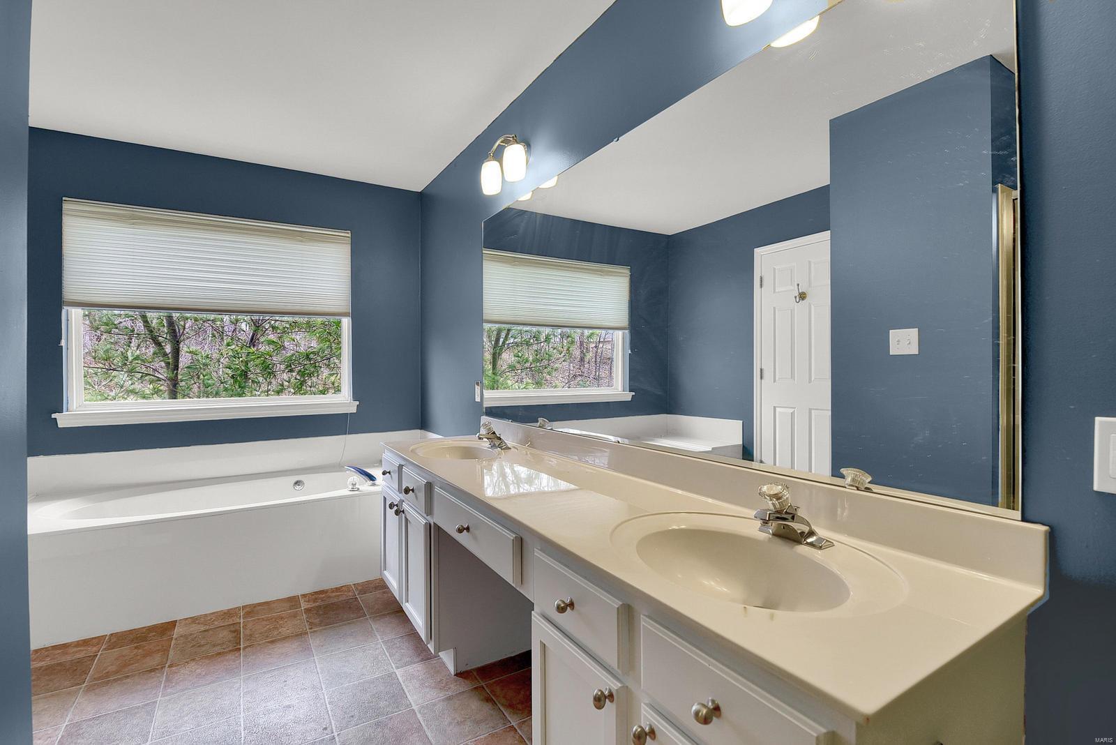 607 Deer Creek Road O'Fallon, IL 62269 - Photo 21 of 47 Gallery Image 21