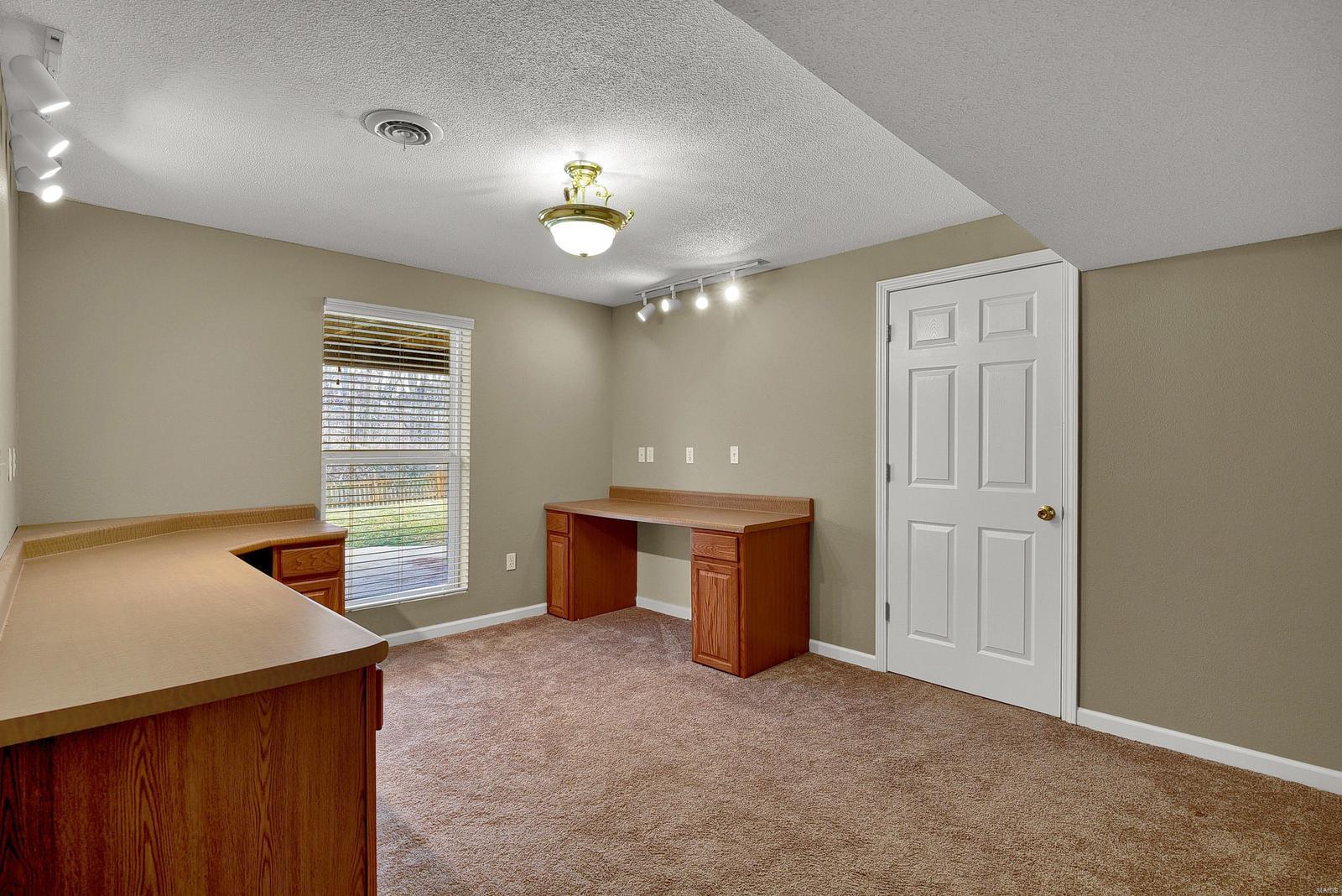 607 Deer Creek Road O'Fallon, IL 62269 - Photo 40 of 47 Gallery Image 40