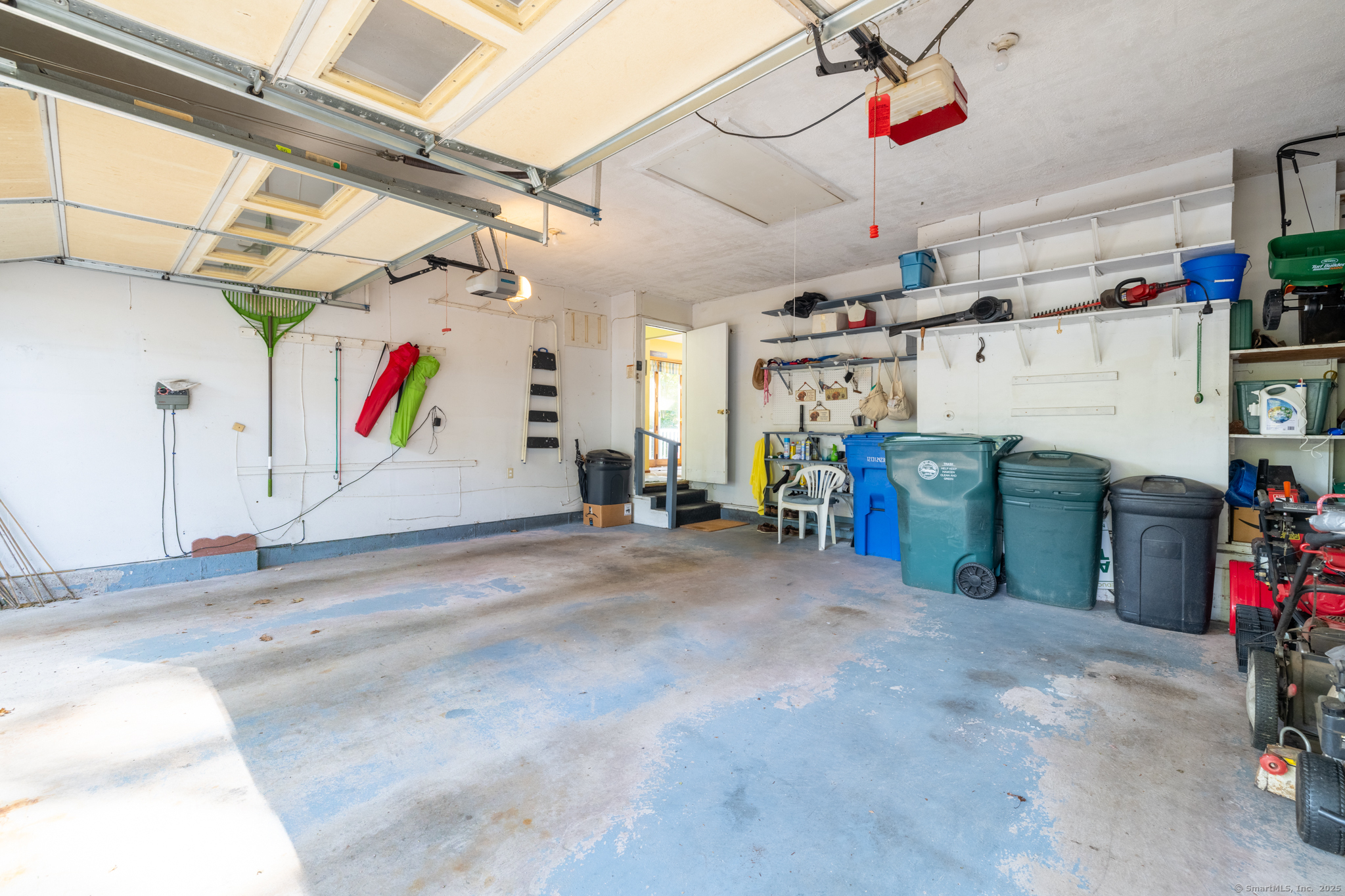 116 Bender Road Hamden, CT 06518 - Photo 30 of 35