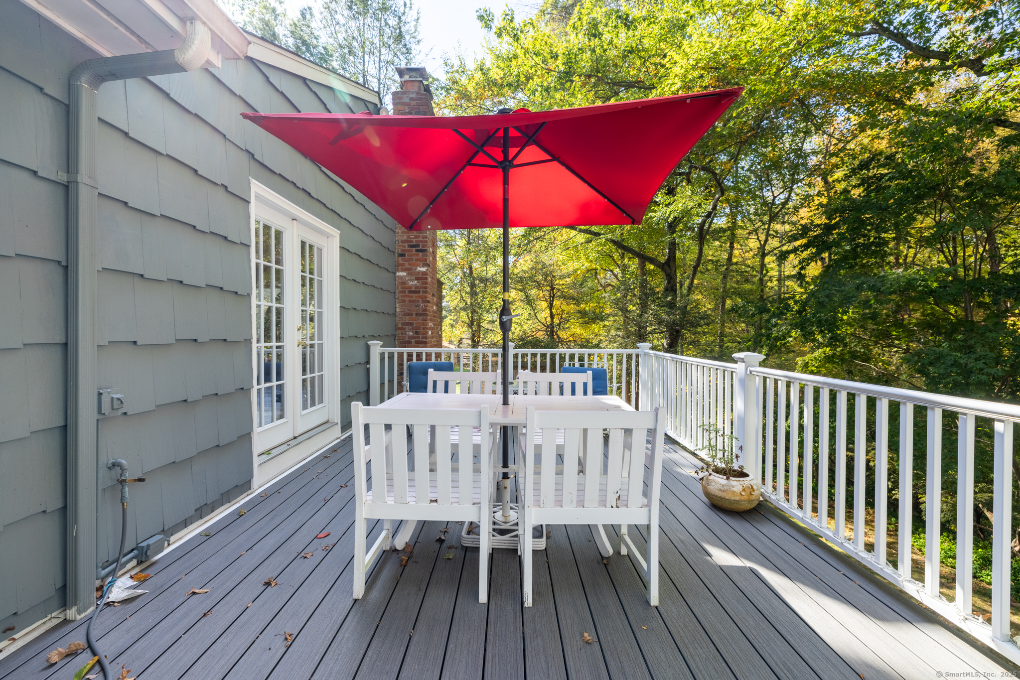 116 Bender Road Hamden, CT 06518 - Photo 32 of 35