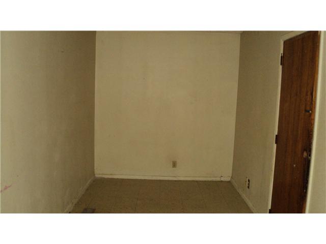 4108 Biscayne Road Indianapolis, IN 46226 - Photo 5 of 10 Gallery Image 5