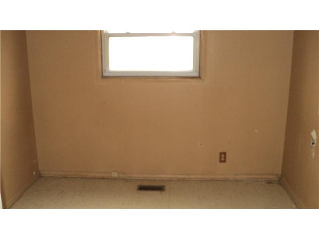4108 Biscayne Road Indianapolis, IN 46226 - Photo 6 of 10 Gallery Image 6