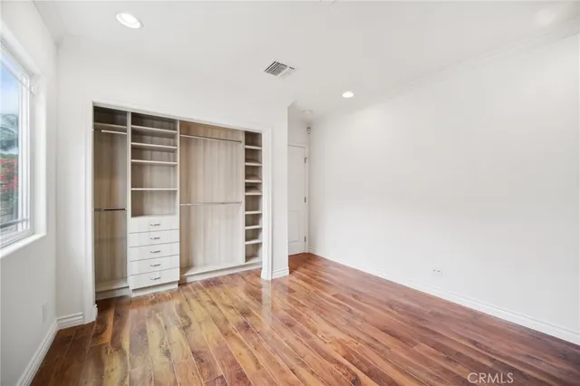 $1,295,950 | 13816 Bessemer Street, Van Nuys, CA 91401