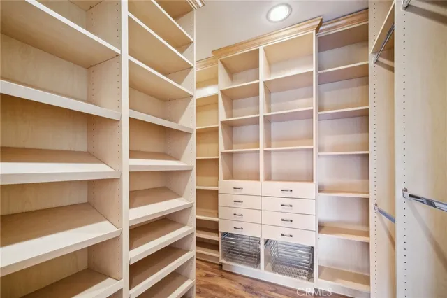 $1,295,950 | 13816 Bessemer Street, Van Nuys, CA 91401