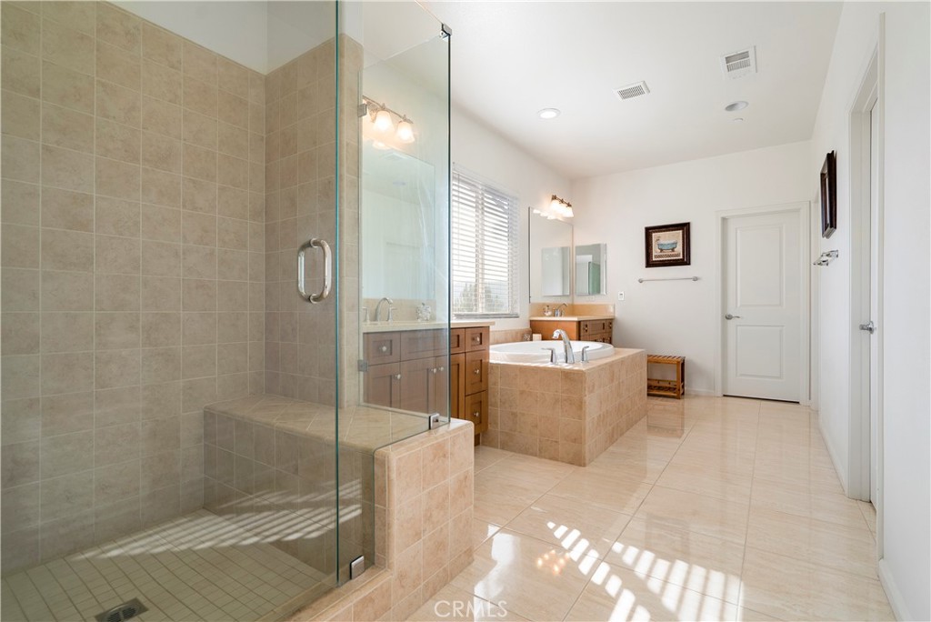 3126 Vista Terrace Riverside, CA 92503 - Photo 25 of 39
