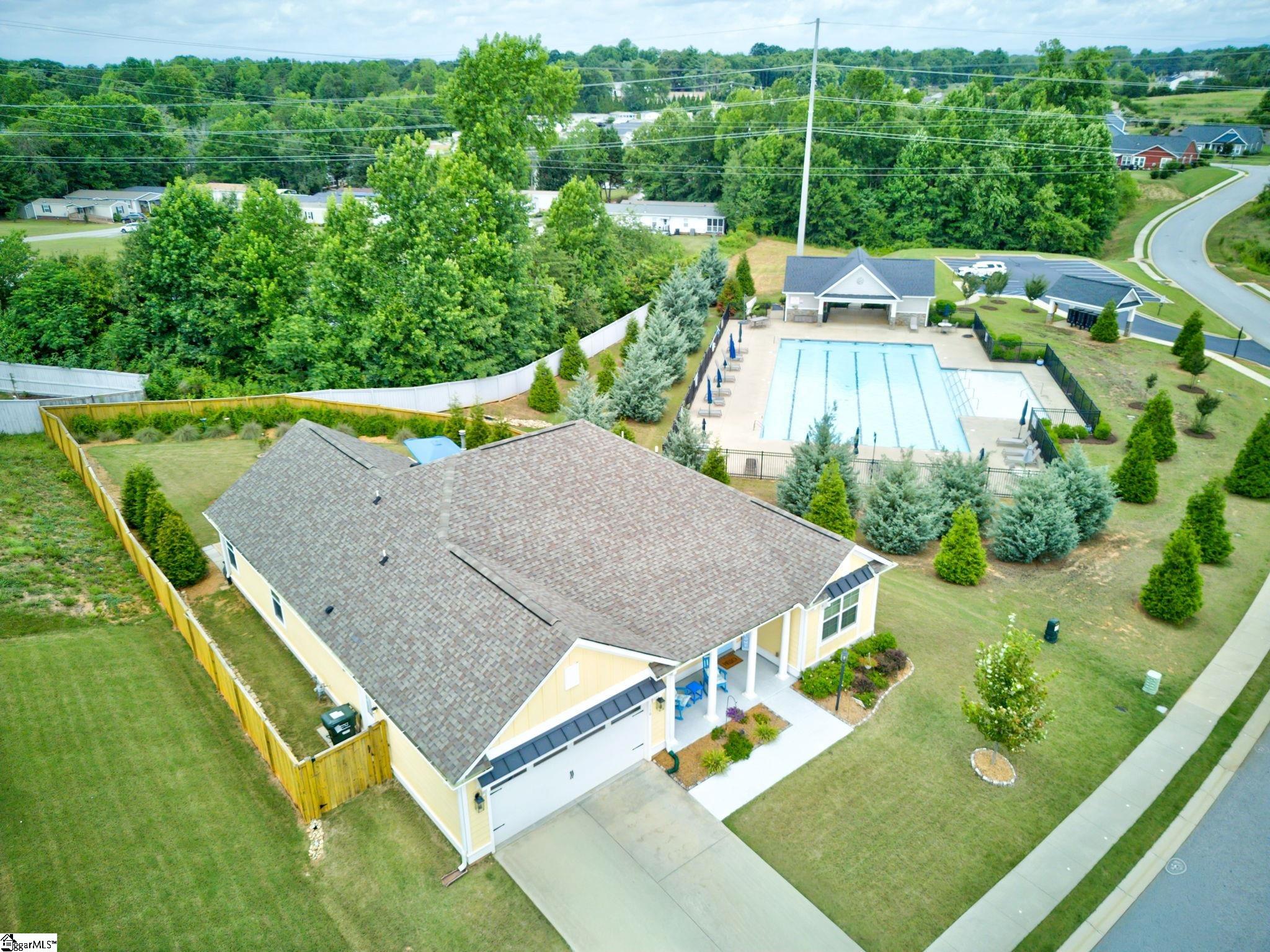 116 Lincoln Hill Road Taylors, SC 29687 - Photo 4 of 32