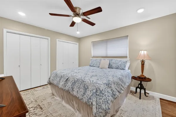 $285,000 | 11130 Holly Hill Lane, Houston, TX 77041