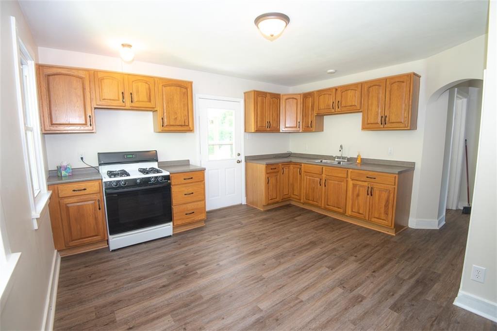 101 Waltenbaugh Road Tarentum, PA 15084 - Photo 4 of 24