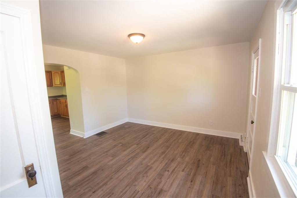 101 Waltenbaugh Road Tarentum, PA 15084 - Photo 6 of 24