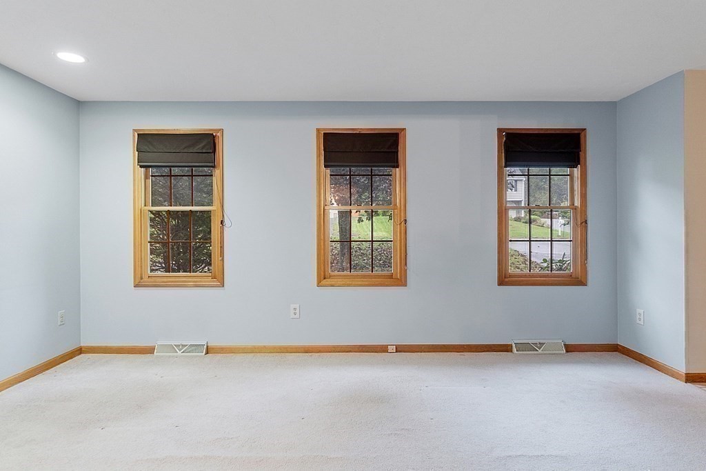 46 Raymond Way Ashland, MA 01721 - Photo 16 of 39 Gallery Image 16