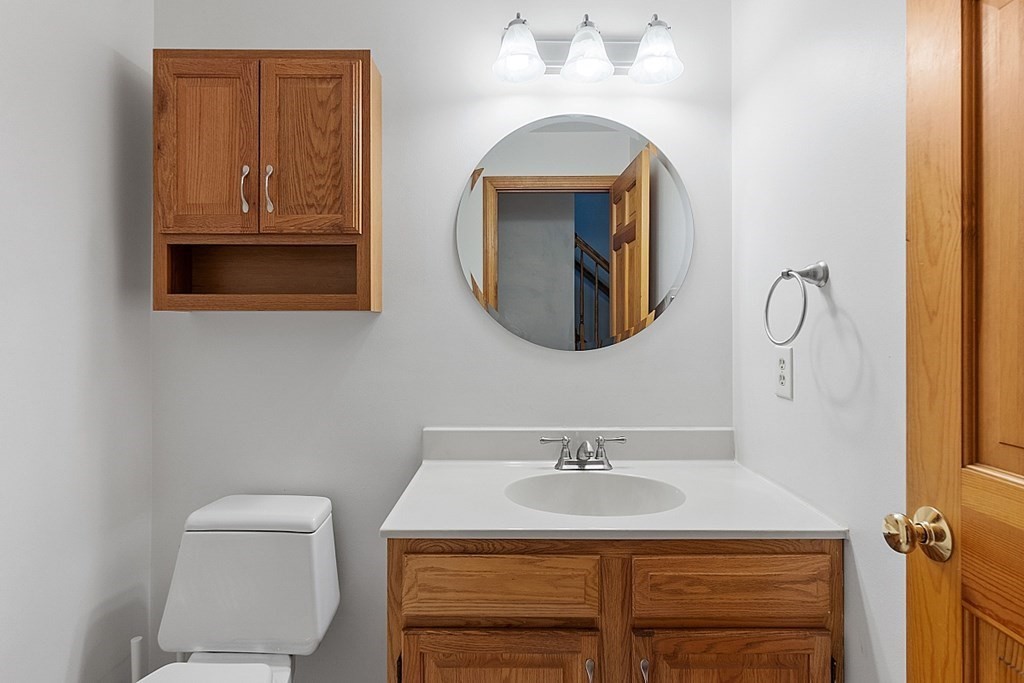 46 Raymond Way Ashland, MA 01721 - Photo 19 of 39 Gallery Image 19