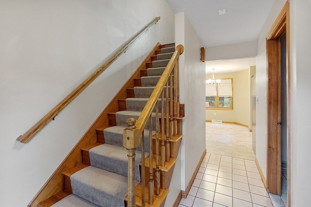 46 Raymond Way Ashland, MA 01721 - Photo 20 of 39 Gallery Image 20
