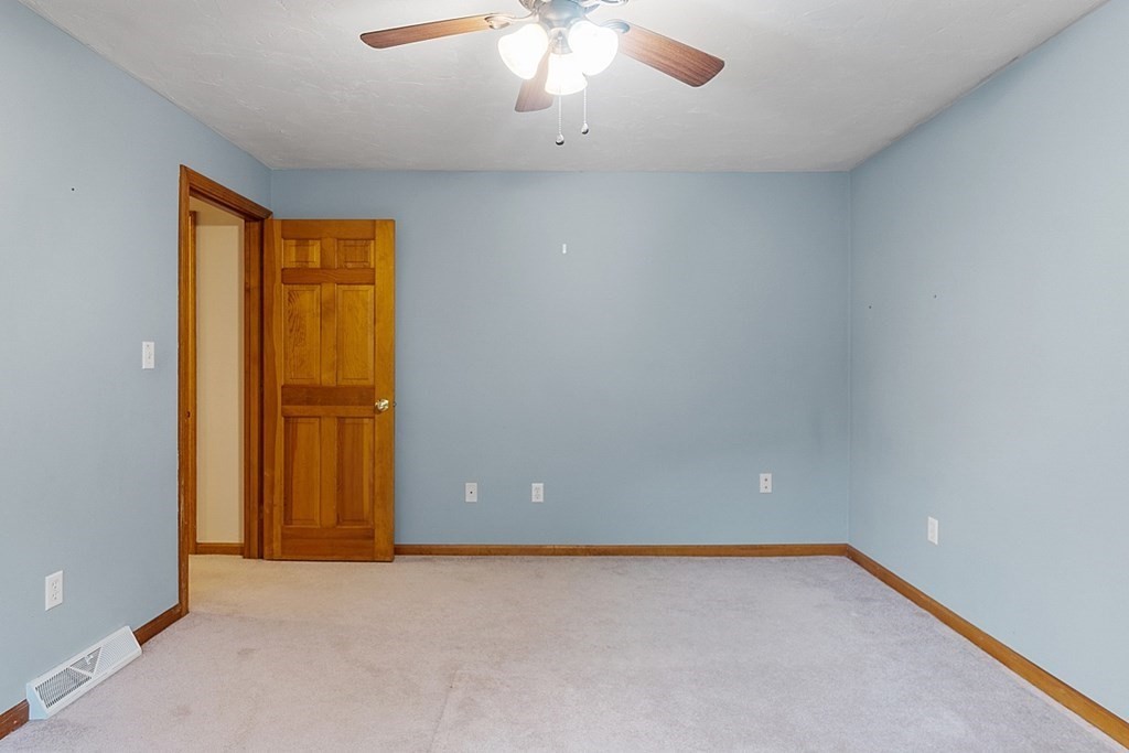 46 Raymond Way Ashland, MA 01721 - Photo 28 of 39 Gallery Image 28
