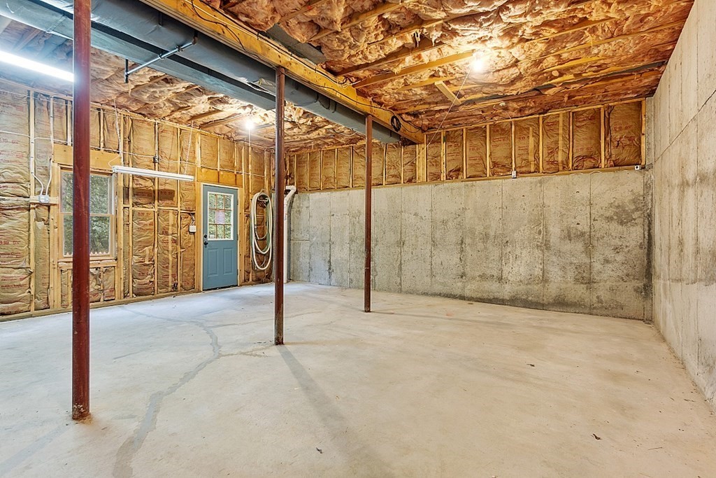 46 Raymond Way Ashland, MA 01721 - Photo 31 of 39 Gallery Image 31
