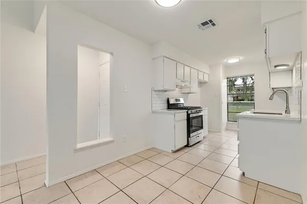 $1,500 | 1602 West Braker Lane, Unit A, Austin, TX 78758