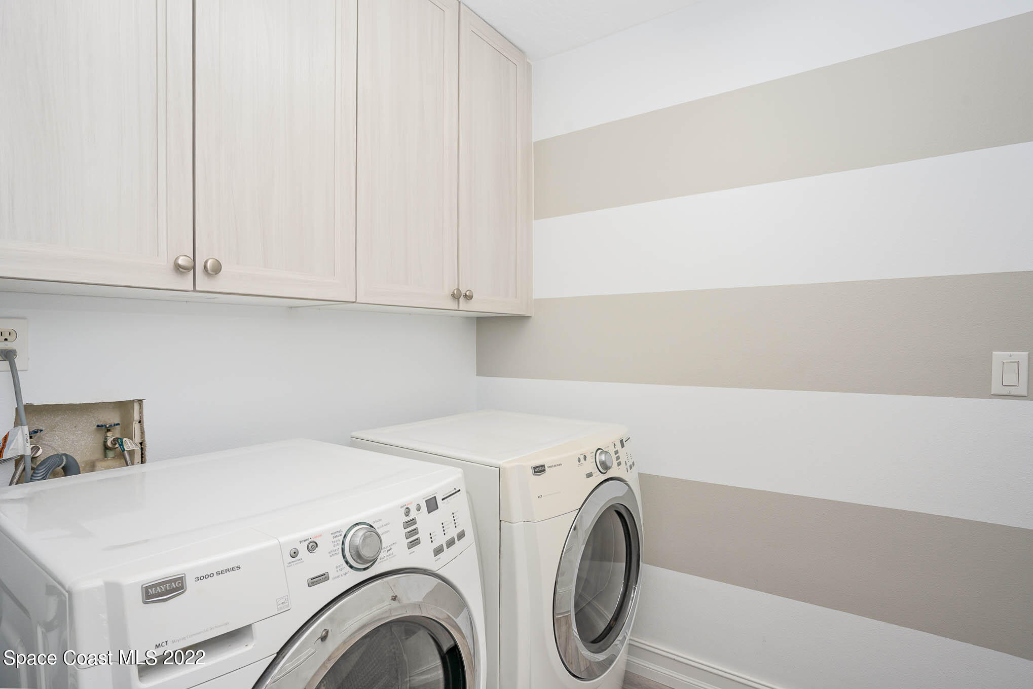 1425 Kitty Hawk Way Melbourne, FL 32940 - Photo 4 of 53 a view of washer and dryer