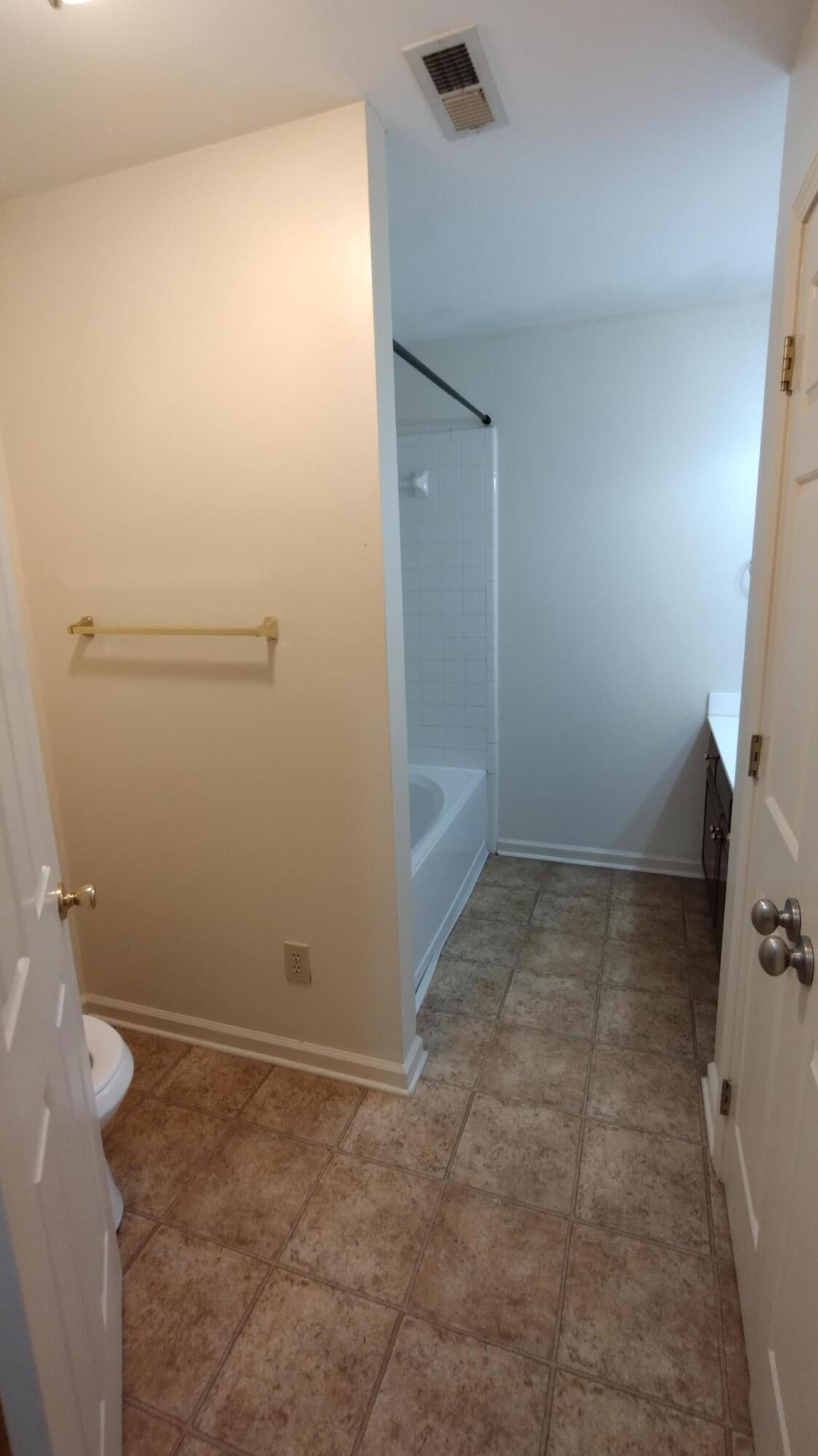 1625 Nicholasville Road, Unit 302 Lexington, KY 40503 - Photo 17 of 24 IMG_20221005_140114887