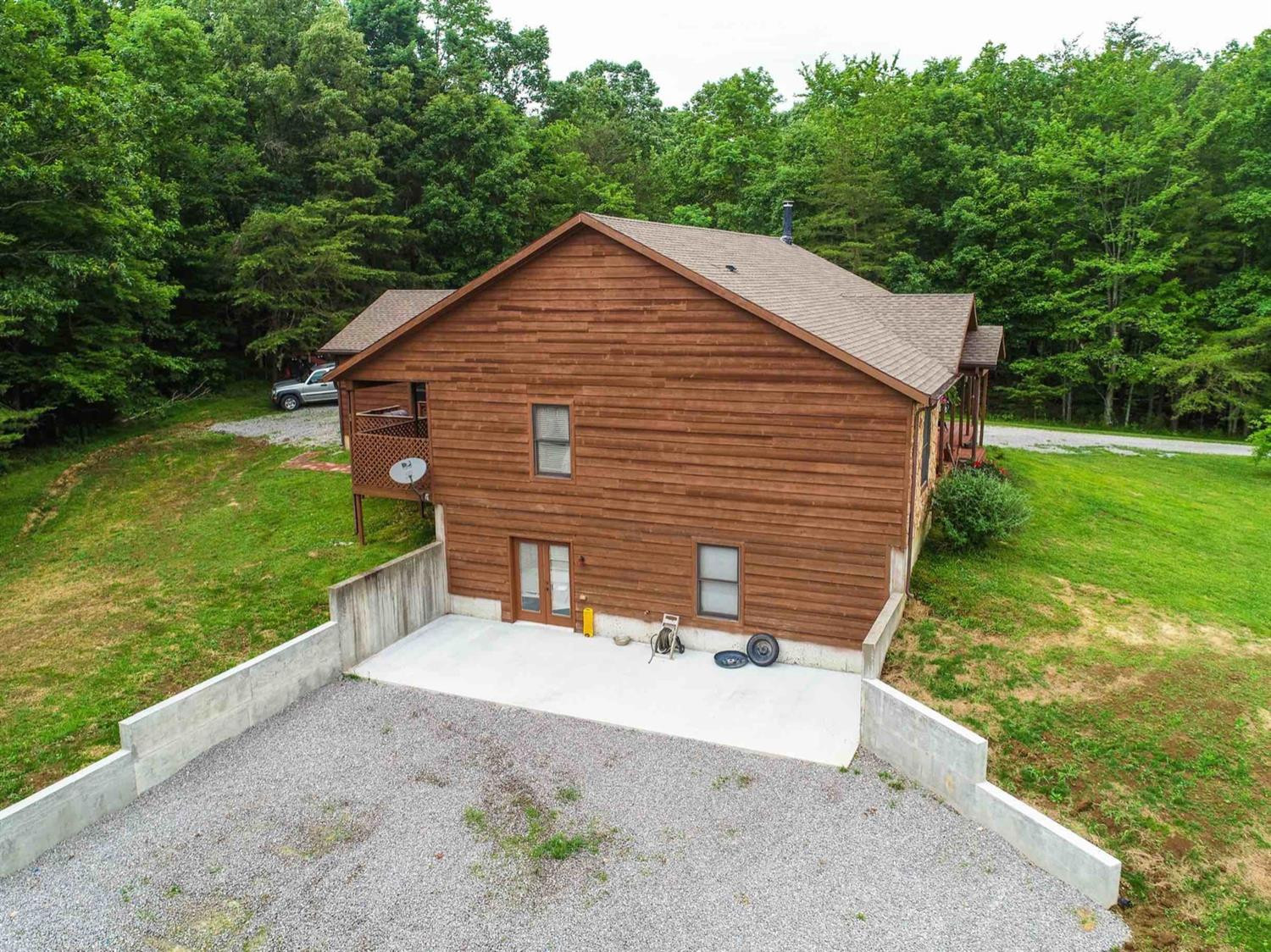 2062 Harris Creek Road Stanford, KY 40484 - Photo 14 of 81 Photo 14