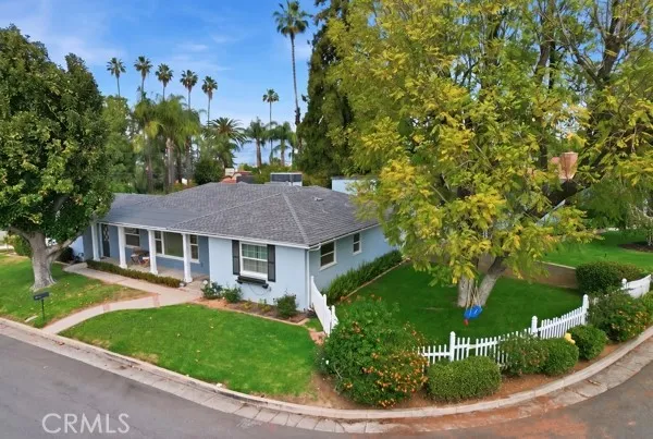 $3,900 | 1329 La Loma Drive, Redlands, CA 92373