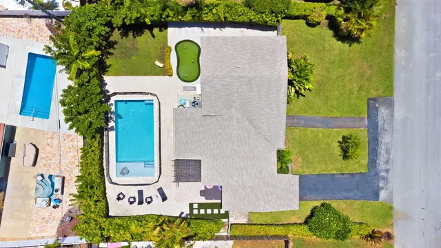 view of building exterior