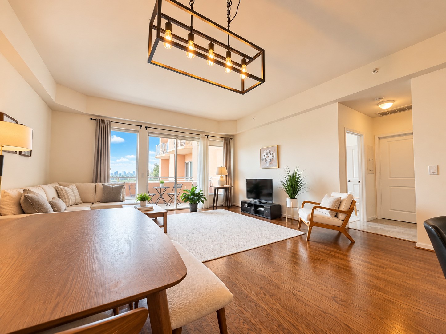 3505 Sage Road, Unit 507 Houston, TX 77056 - Photo 19 of 46 Gallery Image 19