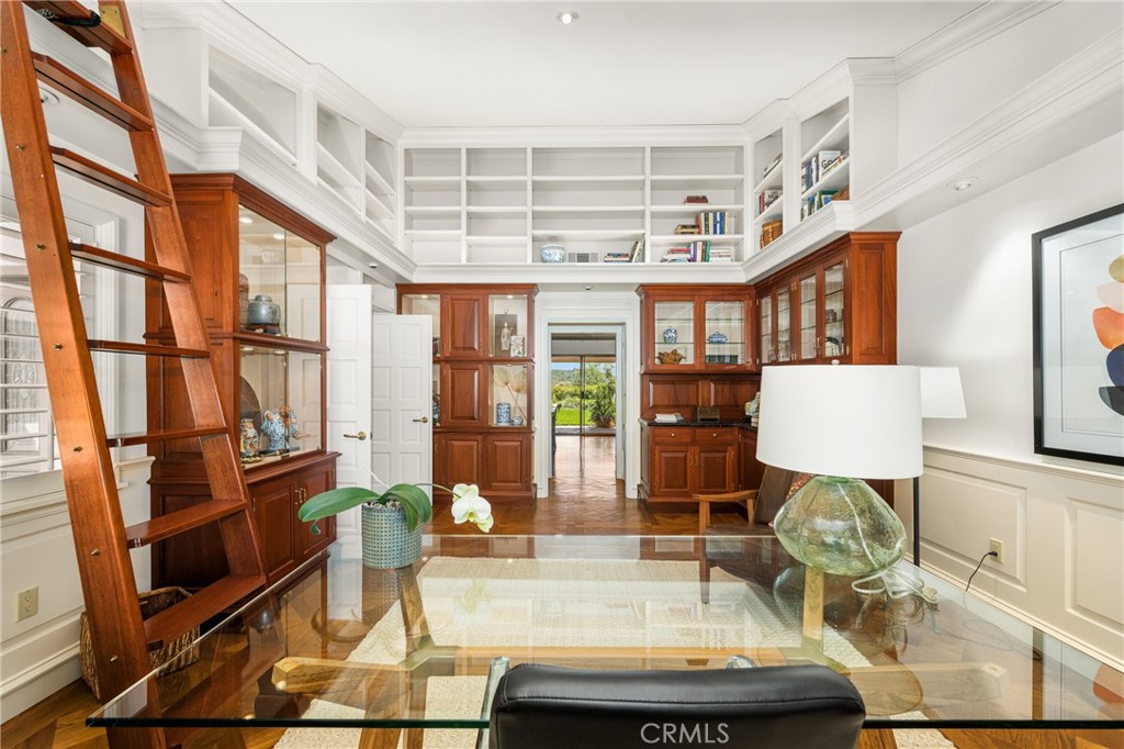 9741 Rangeview Drive North Tustin, CA 92705 - Photo 15 of 48 a living room filled with furniture